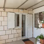 Nora Apartment